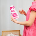 THE PINK STUFF Aviváž se svěží ovocnou vůní, 32PD 960ml